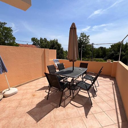Beautiful Apartment Julieta Privlaka  Exterior photo